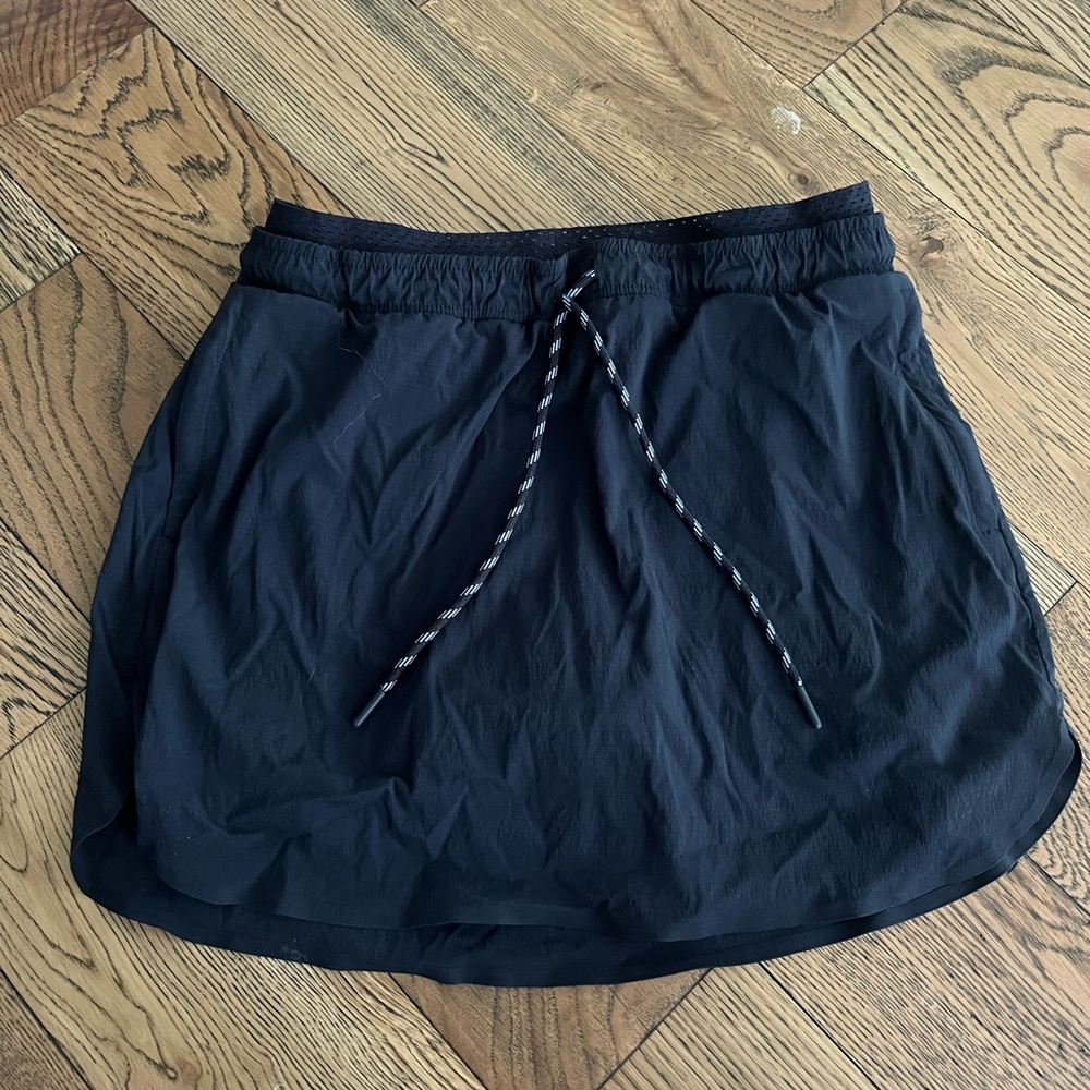 Navy athleta skort